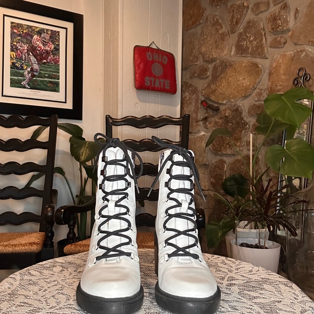 Marc Fisher Women's White and Black Boots
